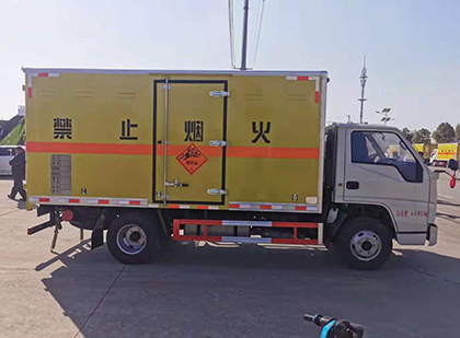 平顶山爆破器材运输车技术升级与安全合规新趋势